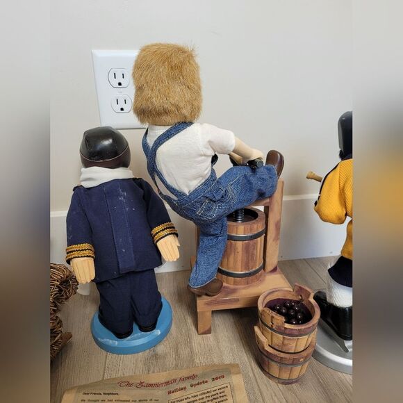 Zims Heirloom Collectibles Bulk Set Hockey Wine Pilot Duck Santa Christmas Decor - Picture 11 of 14